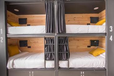 تختخواب و صبحانه Tinto Dreams Hostel