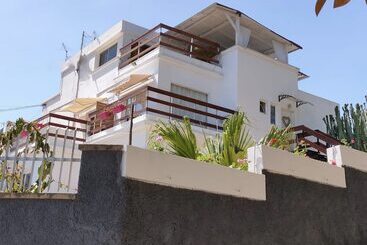 تختخواب و صبحانه Casa Doramas Vv