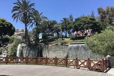 تختخواب و صبحانه Casa Doramas Vv