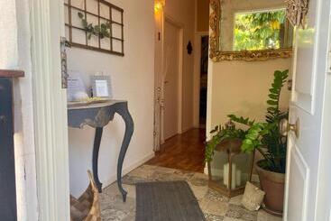 تختخواب و صبحانه Casa Doramas Vv