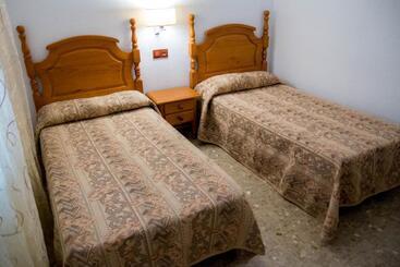 Hostal La Toba