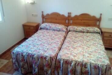 هتل Hostal El Molino