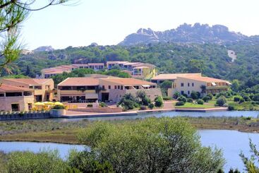 Felix Hotels – Residence Hotel Costa Serena