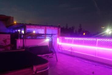 Rickaty Lodge Bed And Breakfast, Hotel De Aeropuerto, Plane Spotting Hotel, Las Palmas Airport, Gran