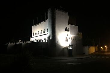 هاستل El Castillo
