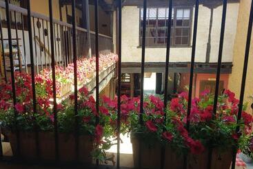 Albergue El Encanto - Villares de Orbigo