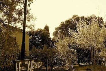 تختخواب و صبحانه La Cerca Del Alcornoque