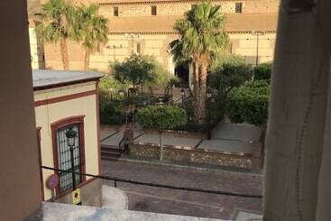 Hostal Avenida
