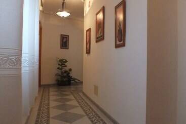 Hostal Avenida