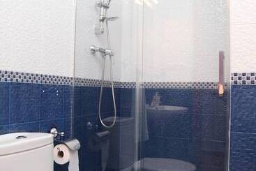 Hostal Avenida