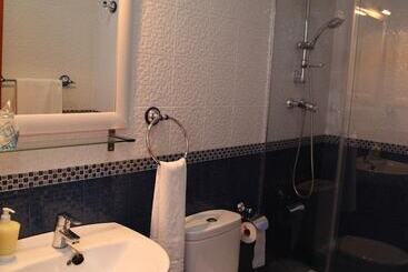 Hostal Avenida