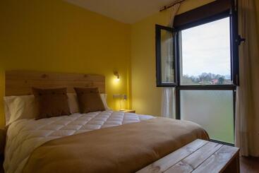 هتل La Casona De Cardes