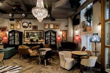 هتل Myr Marqués House