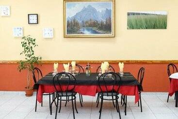 هتل Restaurante Altabella
