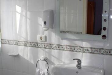 پانسیون Hostal Buenavista