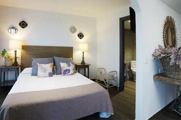 펜션 Hostal Sa Malica