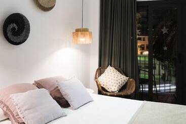 펜션 Hostal Sa Malica