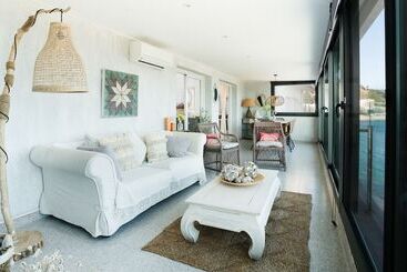 펜션 Hostal Sa Malica