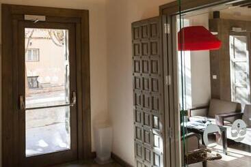 پانسیون San Lorenzo Suites