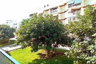 پانسیون Wonder Rooms Nerja Guest House