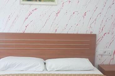 Hostal Europa