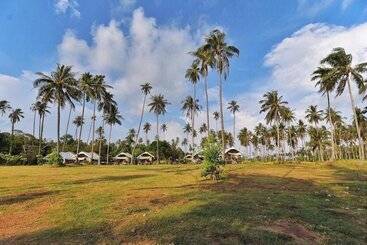 هتل Naivacha Tent Koh Mak