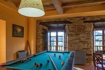 هتل روستایی La Casona De Amaido