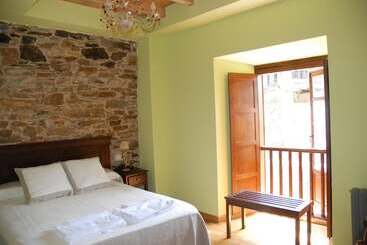 هتل روستایی La Casona De Amaido