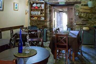 هتل روستایی La Casona De Amaido