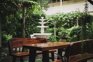 Issara By D Hostel