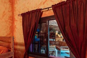 Los Amigos Nest Hostel