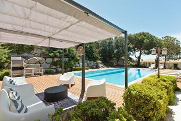 Luxury Seaview Villa By Olala Homes