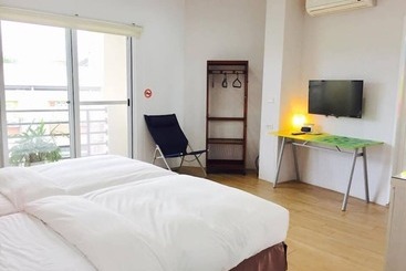 پانسیون Sun Moon Lake Yue Retreat