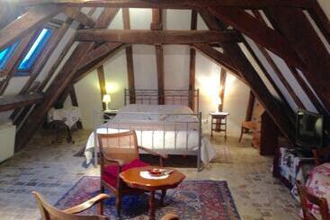 تختخواب و صبحانه Château D'avanton