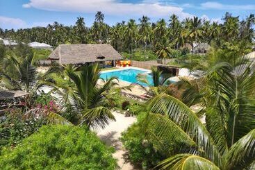 تختخواب و صبحانه Moonshine Villa