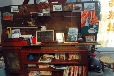 Century Green Lodge Hostel