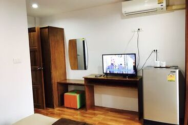 هتل Bussarin Apartment