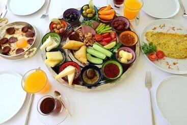 هتل Cunda Pur Beyaz