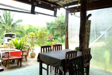 هتل Nankanok Bungalow