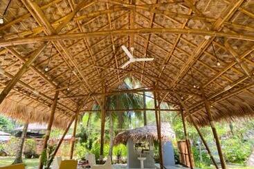 هتل Pakmeng Resort