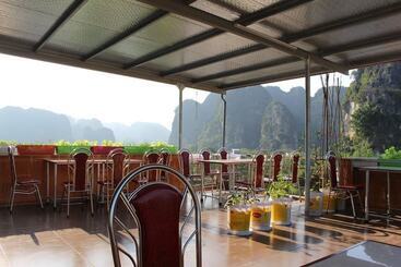 هتل Sierra Homestay