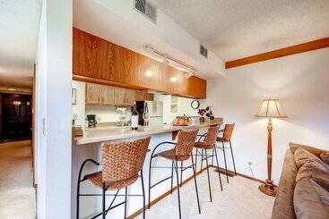 Mountainside Condominiums By Crmr