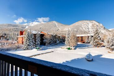Mountainside Condominiums By Crmr