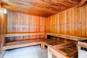Mountainside Condominiums By Crmr