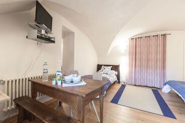 تختخواب و صبحانه Bed End Breakfast Du Centre