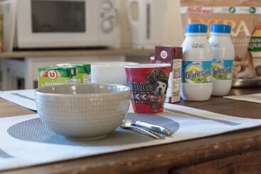 تختخواب و صبحانه Bed End Breakfast Du Centre