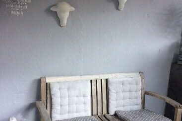 تختخواب و صبحانه Bed End Breakfast Du Centre