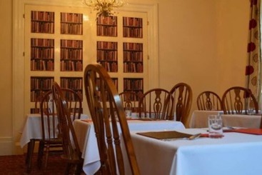 تختخواب و صبحانه The Grange Boutique Guest House