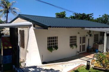 تختخواب و صبحانه Hualien Oceanbreeze Homestay