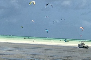 تختخواب و صبحانه Zanzibar Dream Lodge